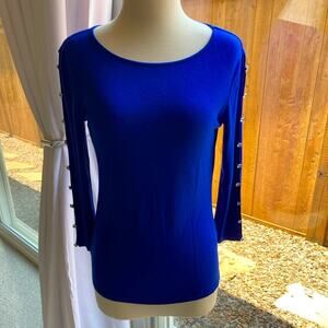 Cable & Gauge Royal Blue Top with Button Accents Size SP